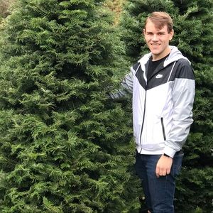 Meet your Posher, Hunter